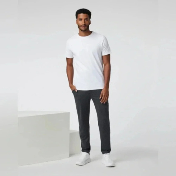NEW Vuori Ponto Performance Pant Small Men's DreamKnit™ B2200 - Picture 1 of 8